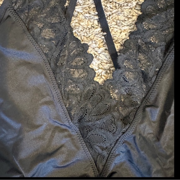 ✨Fenty lingerie✨BUNDLE✨ - Picture 15 of 16